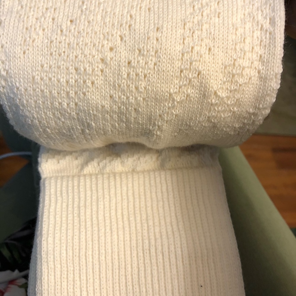 Lululemon Savasana Sock - Size S/M - Picture 9 of 16
